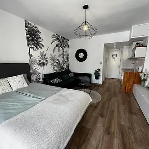 Lux By Namaste Elite Torremolinos